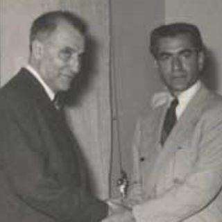 La CIA admite participación en golpe de Estado en Irán en 1953