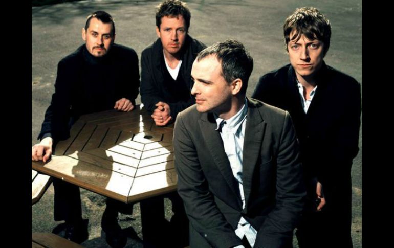 La primera mitad de ''Where you stand'' suena más brillante, con predominio de la guitarra, frente a una segunda más taciturna. ESPECIAL /