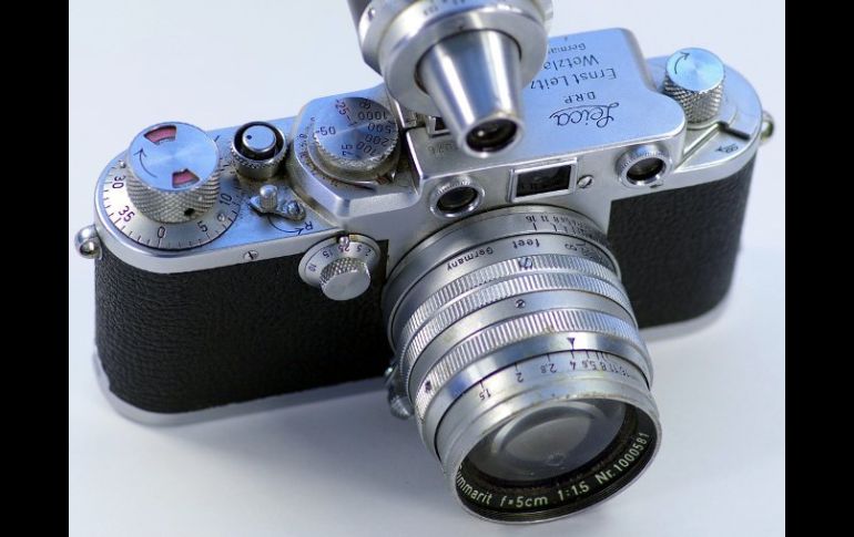 Cámara Leica IIIf con lente Summarit 50 milímetros de luminosidad f1.5. Toda una leyenda. ARCHIVO /