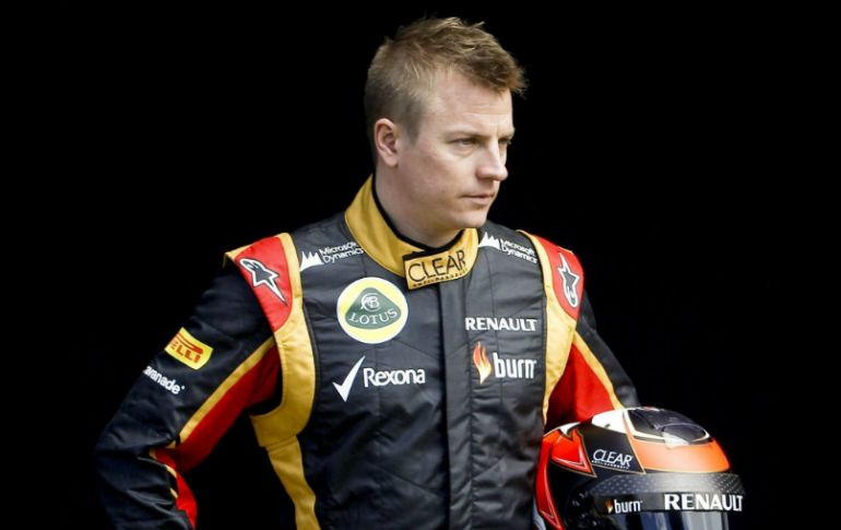 Las opciones de Kimi son renovar con Lotus o irse a Ferrari. ARCHIVO /