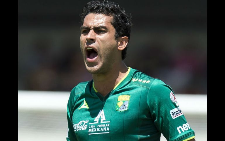 Nery Castillo dice que es momento para la Selección Mexicana se levante, para empezar a ganar. ARCHIVO /