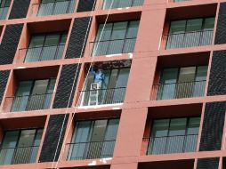 Por otra parte, el PIB aumentó en el primer semestre de 2013. EFE /