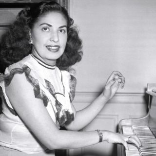 Consuelo Velázquez será recordada con billete conmemorativo