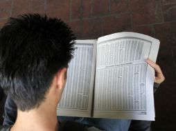 Los jóvenes que no quedaron en listas para ingresar la preparatoria tienden a desanimarse y truncar su proyecto de vida. ARCHIVO /