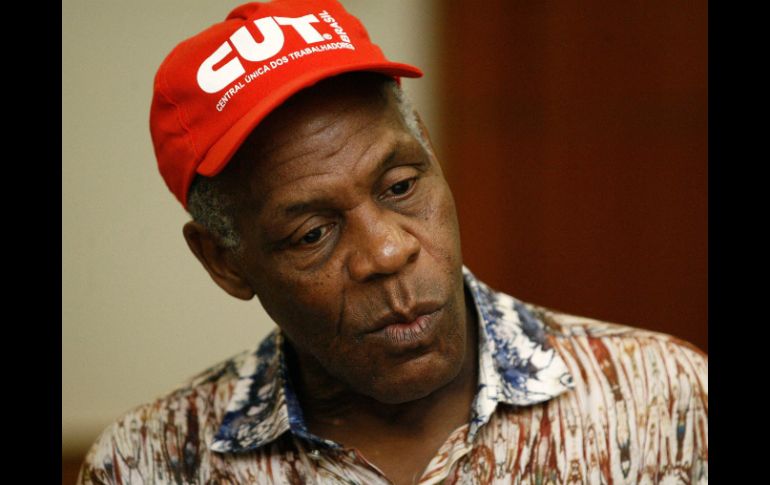 Glover, invitado por el festival bosnio, piensa que el arte que sale tras alguna crisis vivida es simplemente fenomenal. ARCHIVO /