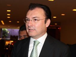 El secretario de Hacienda y Crédito Público, Luis Videgaray, a su llegada a la III Reunión Plenaria de Senadores del PRD. NTX /