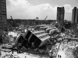 Fotografía ''Terremoto'' (1985) de Rubén Pax, que forma parte de la muestra. SUN /