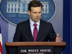 Josh Earnest, portavoz de la Casa Blanca, desmiente que EU haya suspendido ayuda a Egipto. AP /