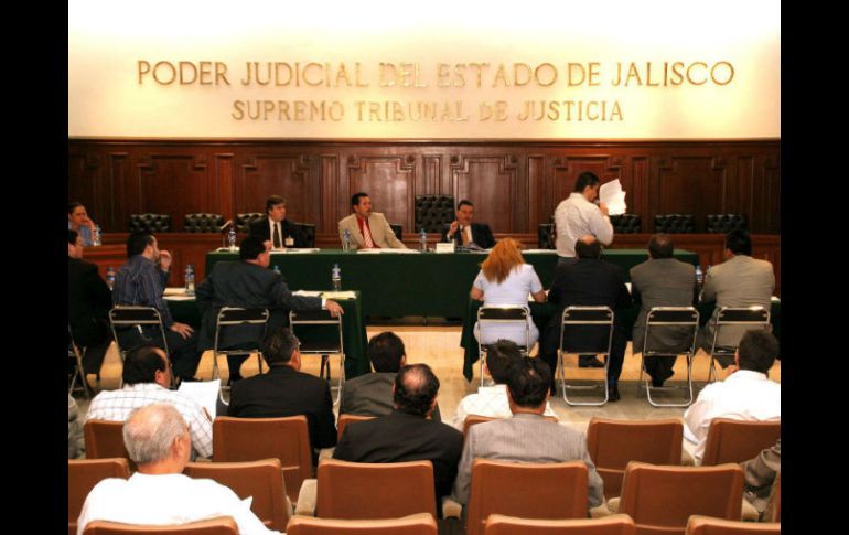 El sueldo de un magistrado del Poder Judicial, oscila en 135 mil pesos mensuales. ARCHIVO /