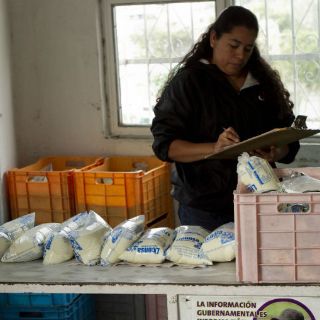 Tlaquepaque encuentra irregularidades en tiendas Liconsa