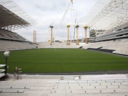 Obras del estadio del Corinthians en Sao Paulo, que será la sede de la apertura del Mundial de 2014. EFE /