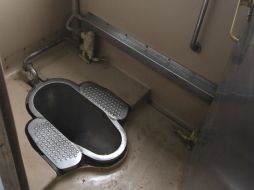 Internautas chinos no tardaron en burlarse de un ''posible'' ejército de inspectores de letrinas. ARCHIVO /