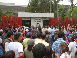 En los contingentes de maestros disidentes destacan más mujeres. NTX /