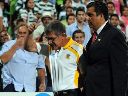 Ferretti fue suspendido por la Comisión Disciplinaria por señas, gestos y actitudes en un comportamiento obsceno e injurioso''. MEXSPORT /