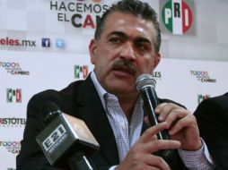 Hugo Contreras calificó de apátridas a quienes se oponen a la reforma energética que promueve el Presidente Enrique Peña Nieto. ARCHIVO /