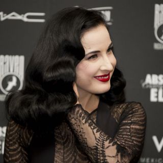 Dita von Teese seduce a México
