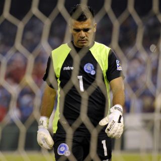 Fiscalía allana casas de jugadores salvadoreños