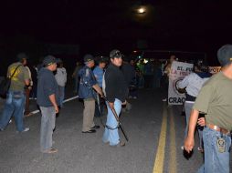 Los policías comunitarios exigen la liberación de sus compañeros detenidos y de la lideresa Nestora García. ARCHIVO /