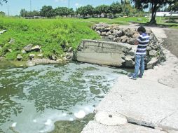 En espera. El parque Solidaridad, en Tonala, aguarda a que aterricen los recursos federales para iniciar las obras de rehabilitación.  /