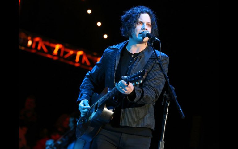 Jack White estuvo en México y recibió un reconocimiento por su exitosa carrera. ARCHIVO /
