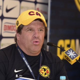 Miguel 'Piojo' Herrera ve mal petición de Memo Ochoa