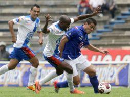 A ganar o a sumar, ambos equipos prometen ser capaces de funcionar ante su afición en la 'Angelópolis'. ARCHIVO /