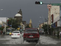 En el Centro Histórico, Protección Civil reporta encharcamientos de no más de 20 centímetros.  /