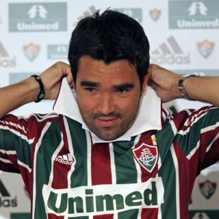 'Deco' anuncia su retiro del futbol