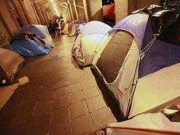 Integrantes de la CNTE mantienen un plantón en el Zócalo capitalino, en desacuerdo con la Reforma Educativa. ARCHIVO /