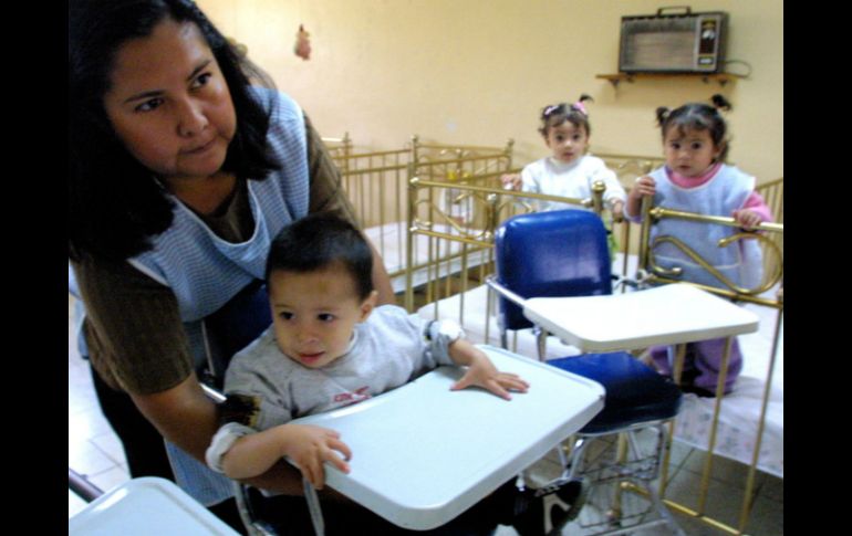 En Jalisco no se cuenta con el suficiente personal que supervise las operaciones de las guardería y estancias infantiles. ARCHIVO /