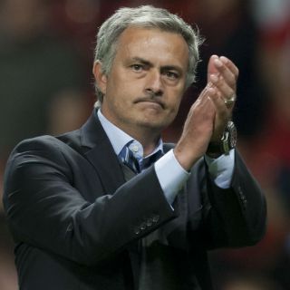 Mourinho da plazo a Rooney