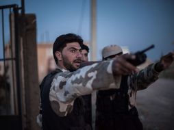 Rebeldes sirios mantienen sus puestos ante la polémica desatada por el supuesto ataque químico. AFP /