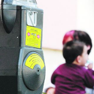 Guadalajara bajará a la mitad tarifa de parquímetros