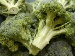 El consumo de brócoli puede frenar la enfermedad degenerativa, artrosis que padecen millones de personas en el Reino Unido. ARCHIVO /