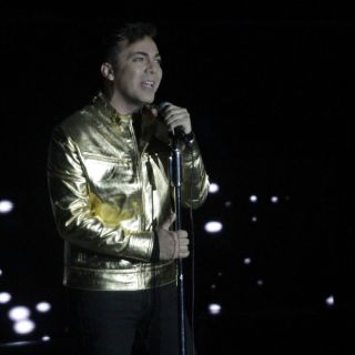 Cristian Castro reprograma conciertos en Chile