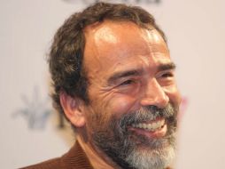 Damián Alcázar dice que ya leyó sobre la vida de la cantante y asegura que no ha podido hablar con la familia de ella. ARCHIVO /