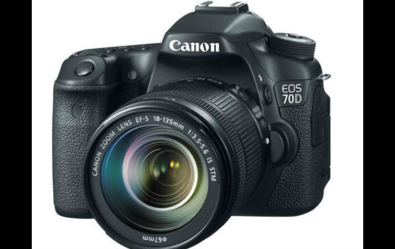 La nueva cámara puede conectarse por medio de Wi-Fi con computadoras. Tomada de @GadgetsMexico en Twitter. ESPECIAL /