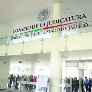 Cuestionan gastos por 113 MDP en cuenta 2010 del Congreso