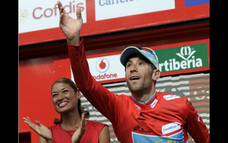 Vincenzo Nibali sigue en su camino al título. AP /