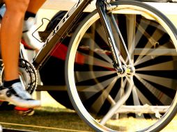 Liz Flores concluyó la carrera en un tiempo de una hora, 37 minutos y 36 segundos; 19 minutos. ARCHIVO /