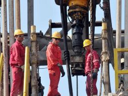 El funcionario señaló que Pemex busca disminuir el robo de combustible a través de la verificación de los ductos. ARCHIVO /