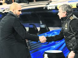 Se conocieron cuando Mourinho era auxiliar técnico del Barcelona en los noventa; después se enfrentaron como rivales. ESPECIAL /