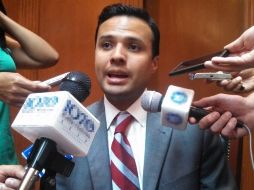 Lo que sí se mantiene el lunes es la sesión solemne, indicó Héctor Robles.  /