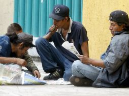 Piden a la ciudadanía reportar si se dan cuenta que se le venden solventes a menores. ARCHIVO /