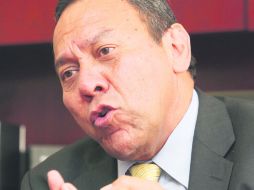 Jesús Zambrano Grijalva, dirigente nacional del PRD, afirma que no hay nada de lo que el PRI se pueda ufanar. EFE /