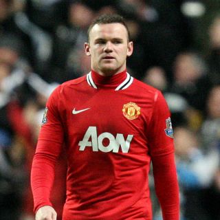 Wayne Rooney será baja dos semanas