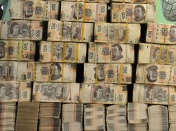 El informe se enfocará en los datos de nómina no agrícola, que de resultar favorables podría depreciar más al peso. ARCHIVO /