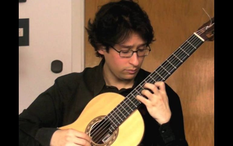 El destacado guitarrista mexicano Pablo Garibay llenará con su virtuosismo el escenario del teatro Degollado.  /