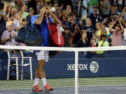 Roger Federer desea seguir preparándose para no volver a sufrir una derrota. AFP /