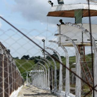 Cárcel salvadoreña, en vilo por pandillero muerto